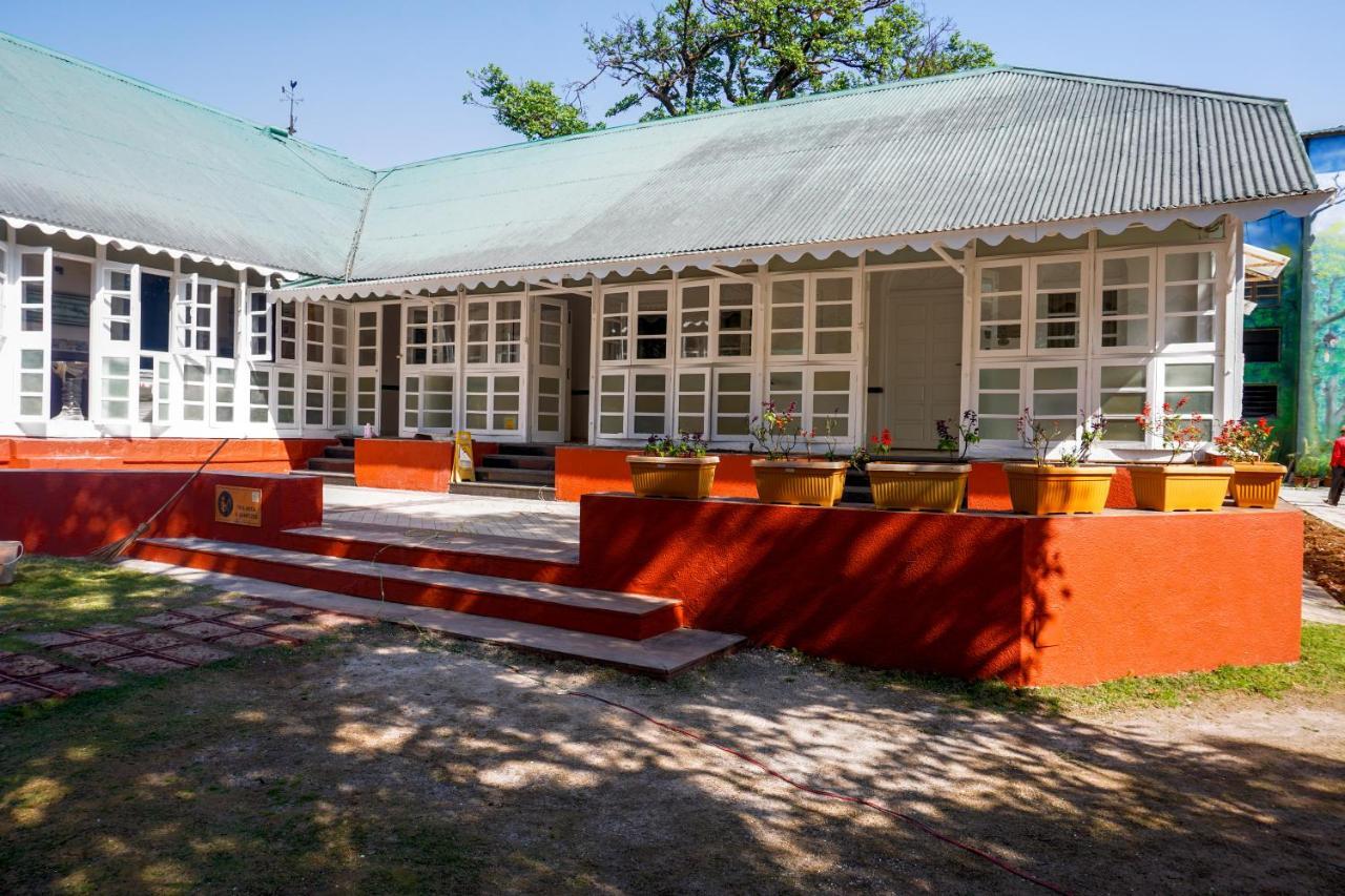 Citrus Chambers Mahabaleshwar Hotel Bagian luar foto