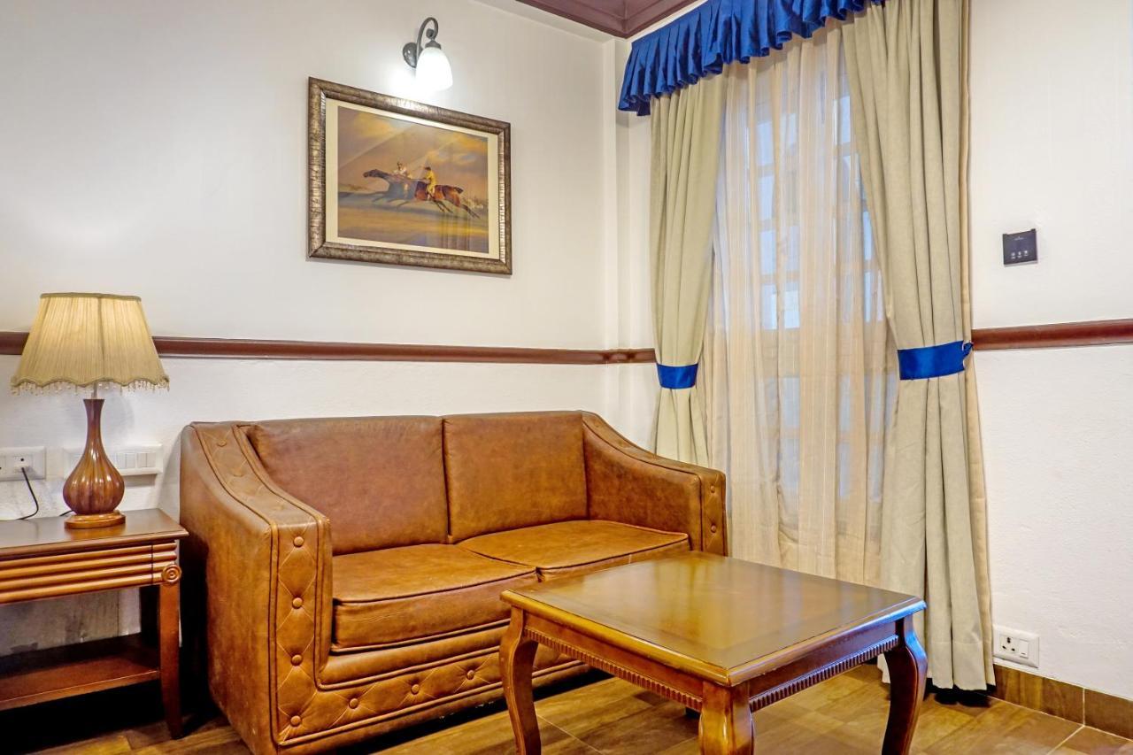 Citrus Chambers Mahabaleshwar Hotel Bagian luar foto