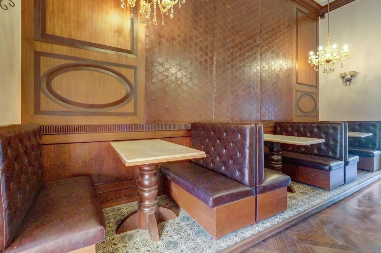 Citrus Chambers Mahabaleshwar Hotel Bagian luar foto