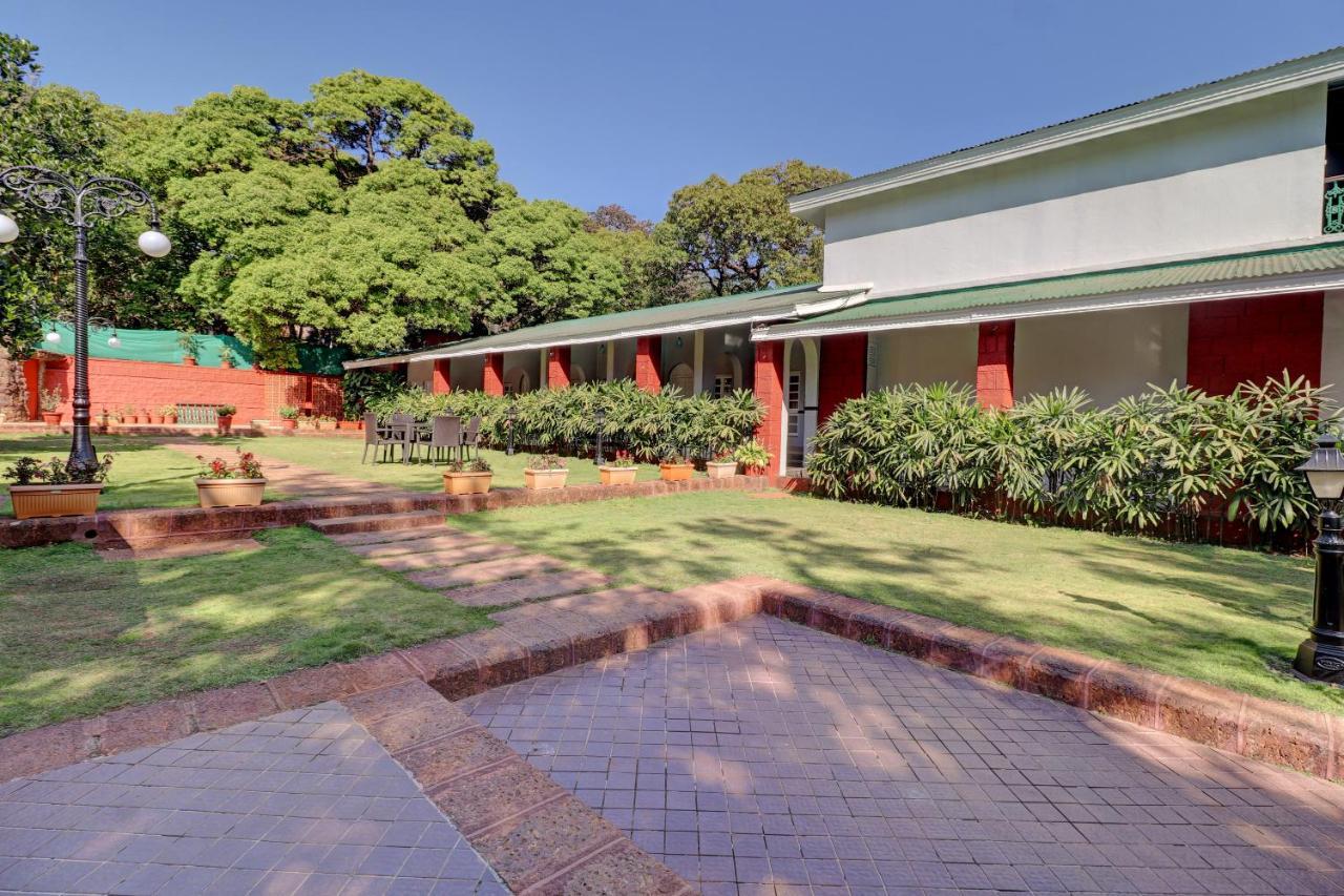 Citrus Chambers Mahabaleshwar Hotel Bagian luar foto